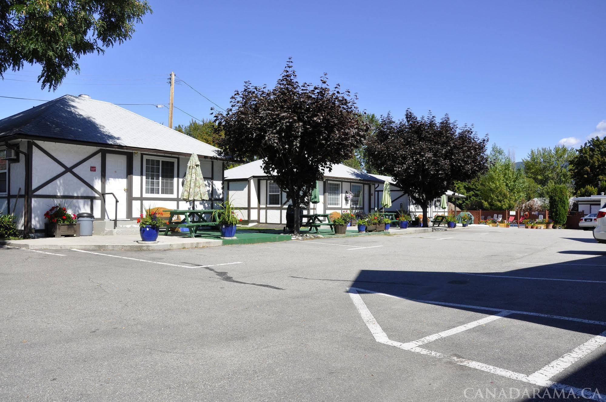 Rosedale Motel Summerland Εξωτερικό φωτογραφία